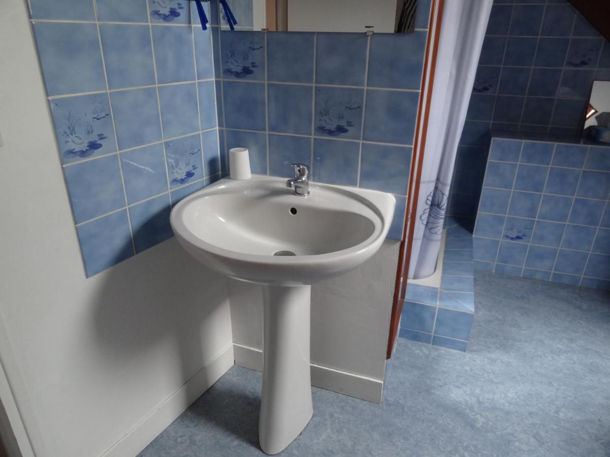 Les Voiries Chambres D'Hotes Fleury  Exteriör bild